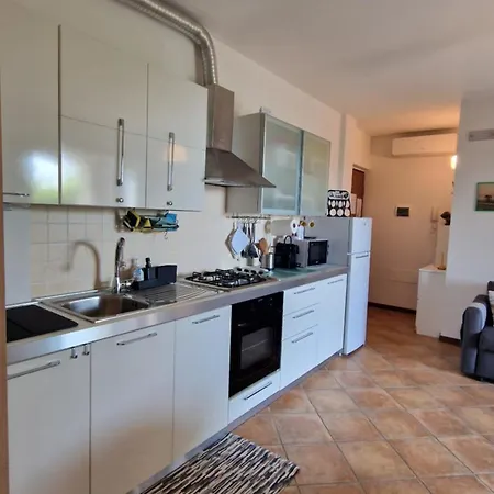아파트 A Casa Di Daniele *